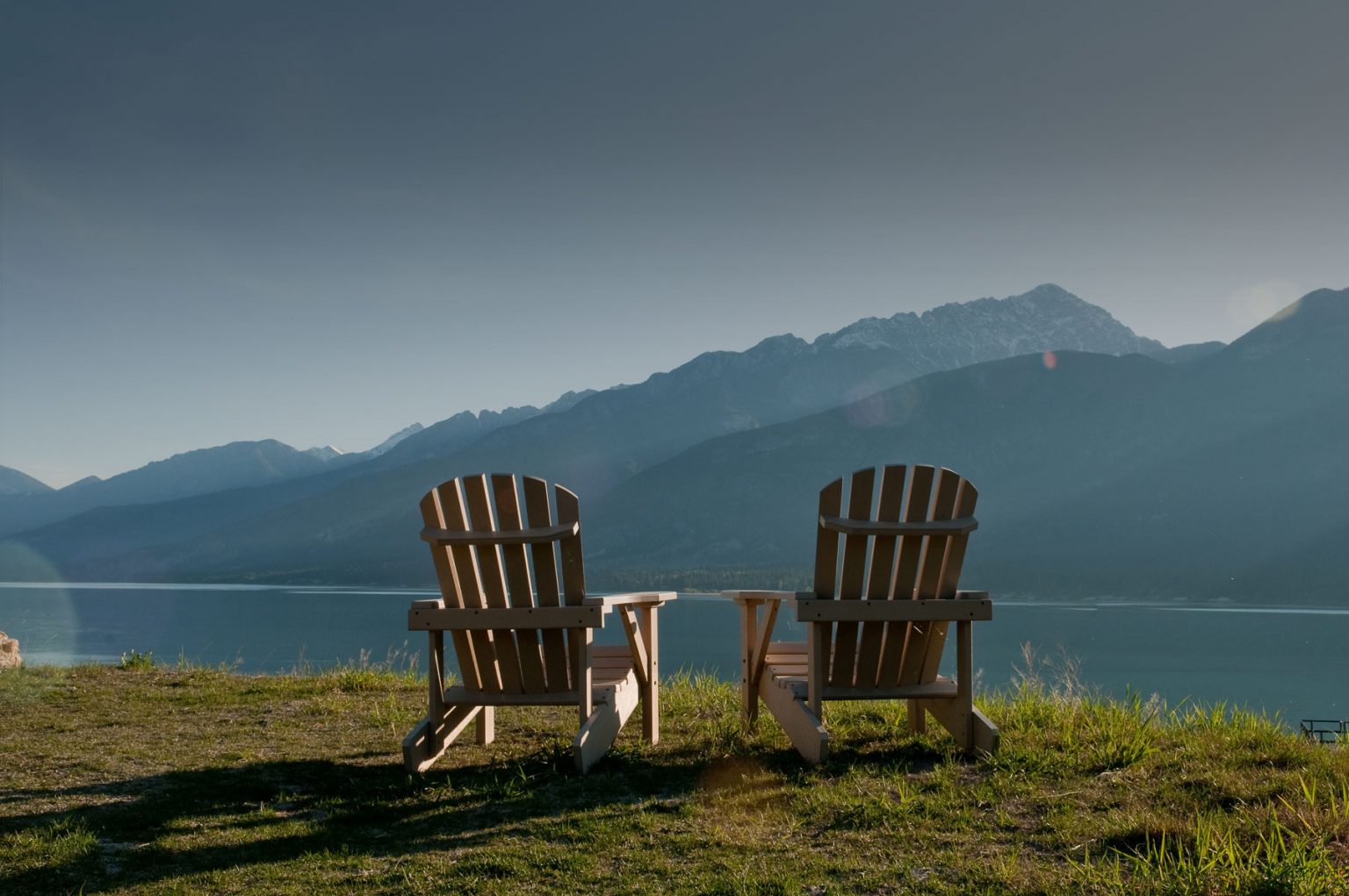 Houses For Sale On The Lake Near Invermere & Fairmont Hot Springs